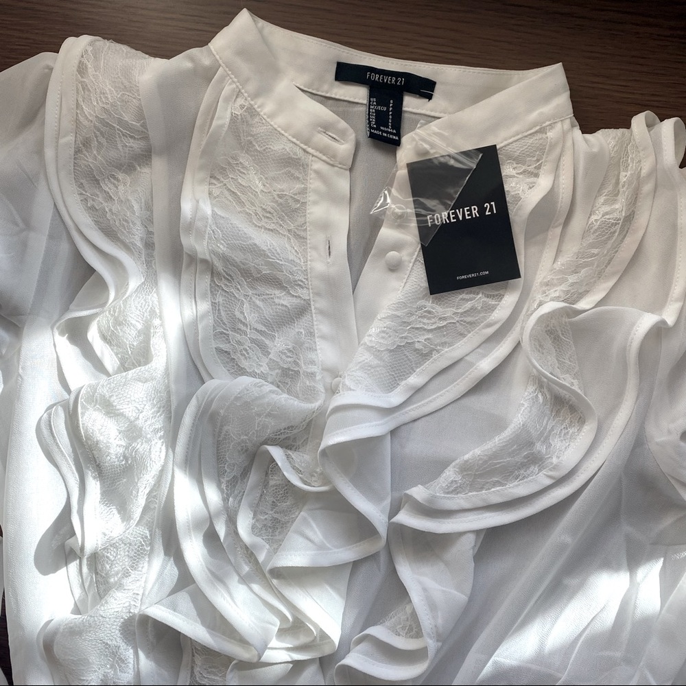 Forever 21 Woven shirt ✨